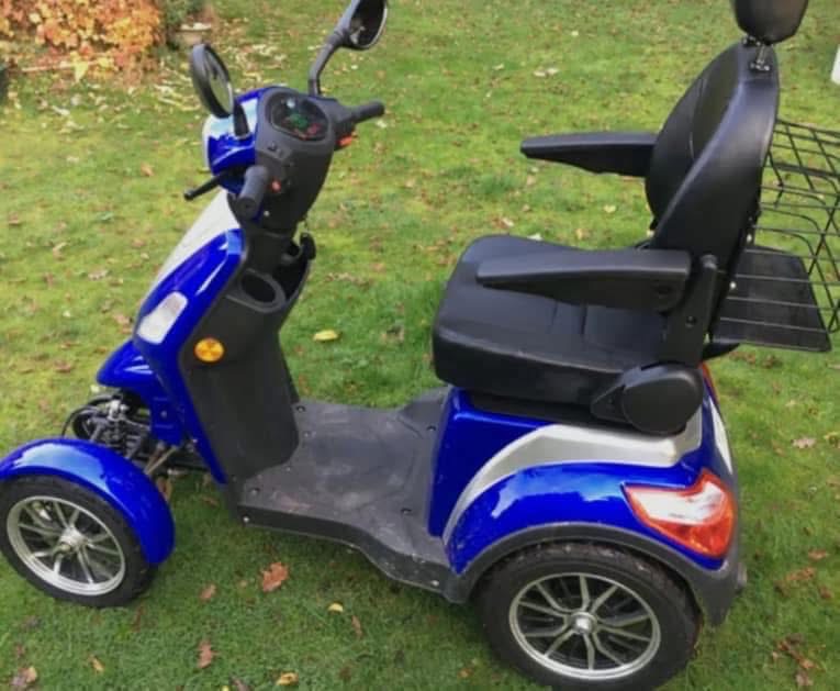 Green Power ZT-4 mobility scooter 