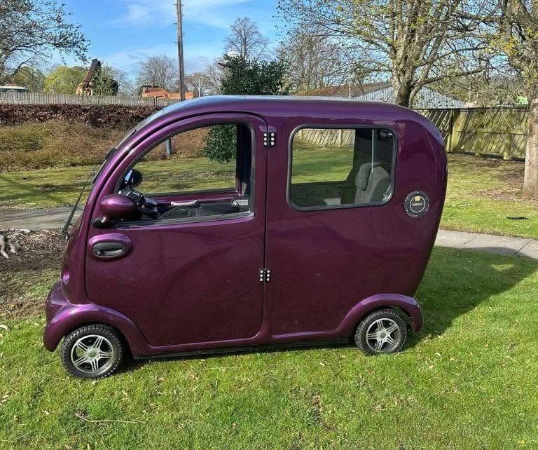 Scooter pac cabin car