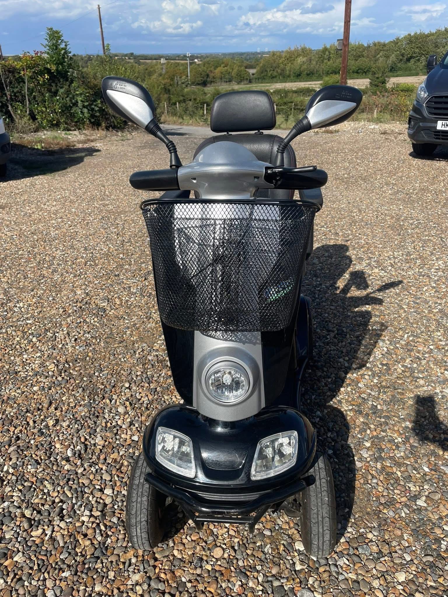 Kymco Maxi XLS 8mph Mobility Scooter