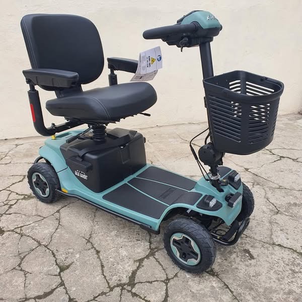 BAJA BANDIT MOBILITY SCOOTER